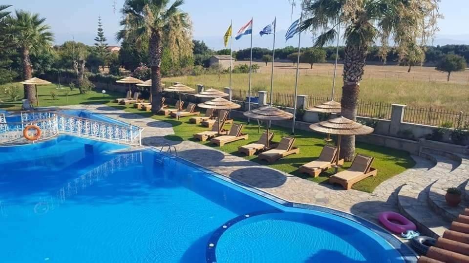Almiros Beach Hellens Village المظهر الخارجي الصورة